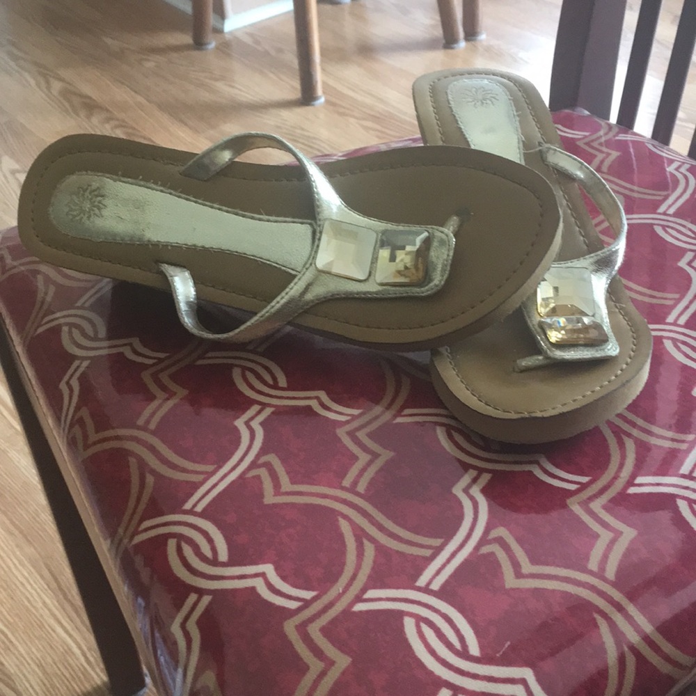 Shoes - Picture 7 of 7